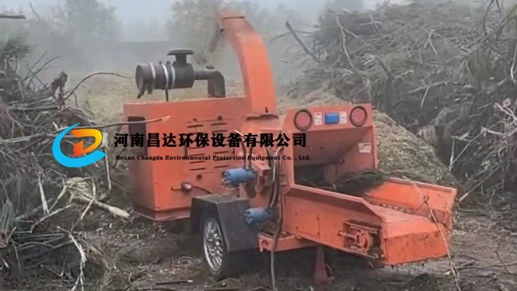 河南昌達(dá)HC-6140樹枝粉碎機(jī)湖北武漢客戶現(xiàn)場
